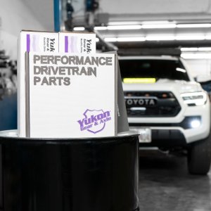 Toyota FJ Cruiser Differential Ring and Pinion Kit - Front + Rear - Yukon Gear & Axle - 4.11 Ratio with Factory Locker - `07-`09